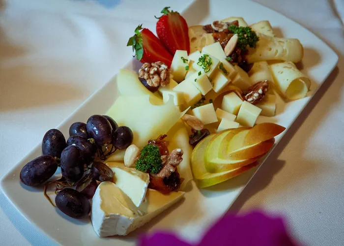 Zur Post מלון 3*