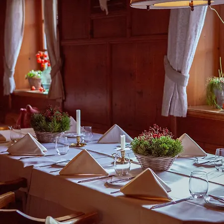 فندق زور بوست 3*