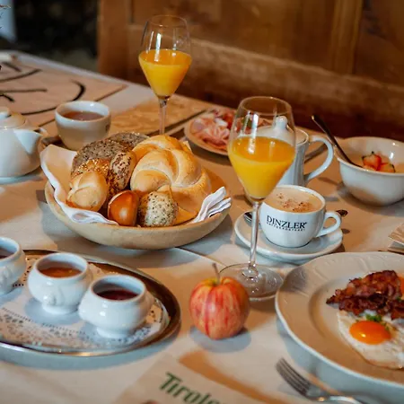 زور بوست 3* ألباخ