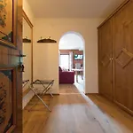 组普酒店