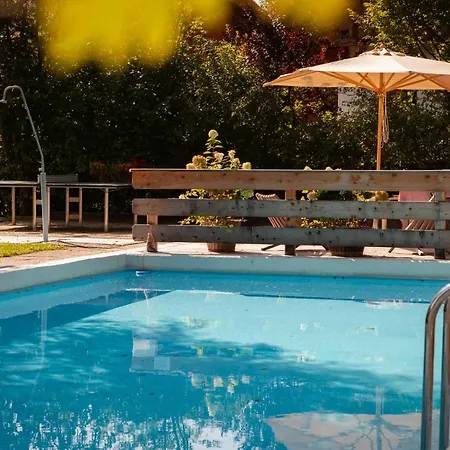 Zur Post Hotel 3*